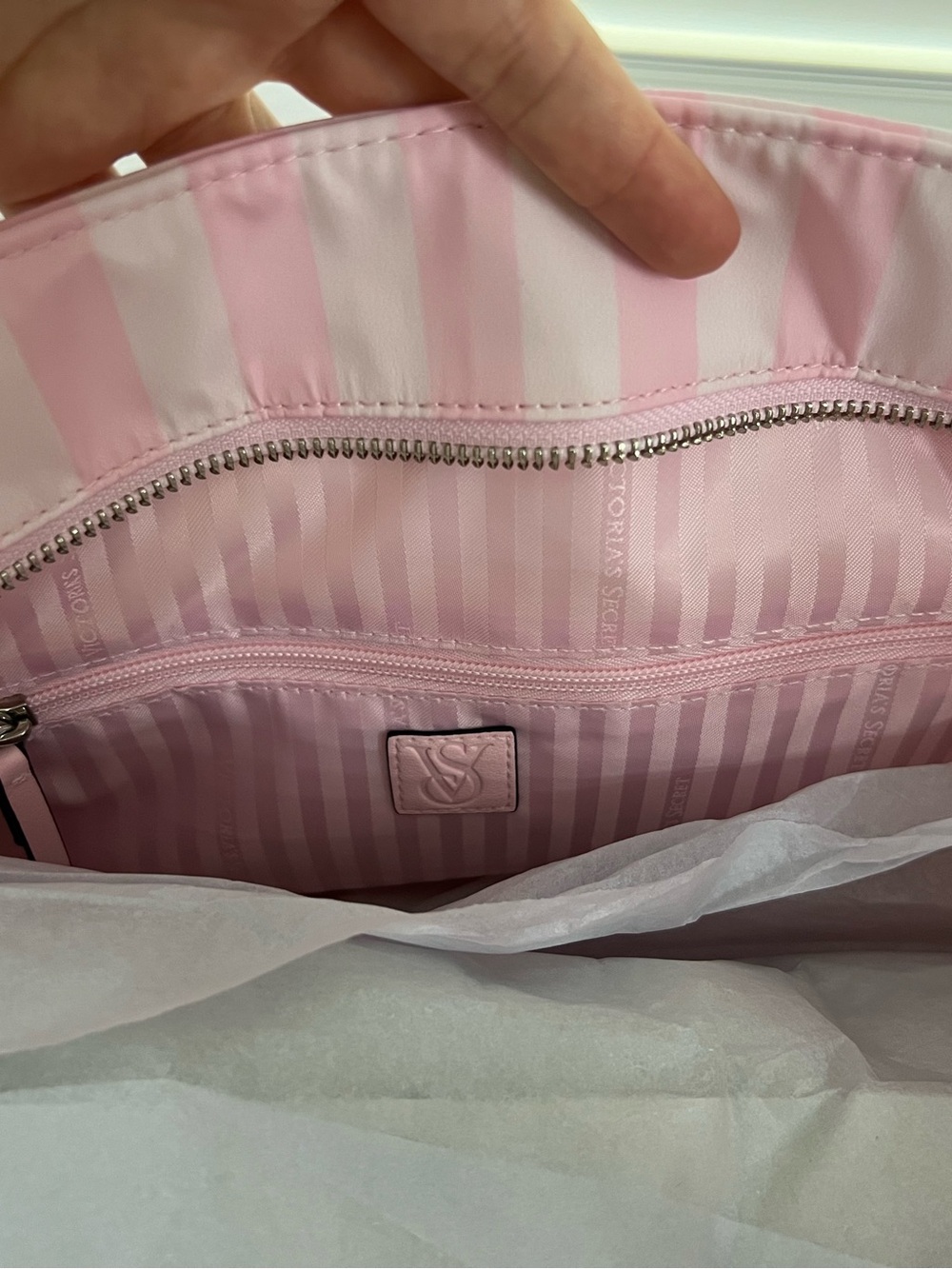 Victoria Secret Large Tote Bag - Picture 4 of 4